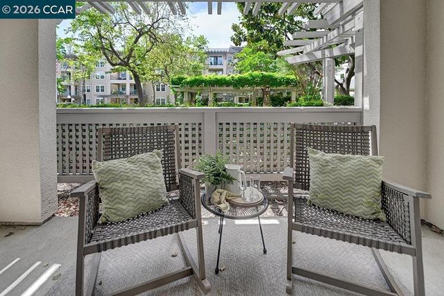 1860 Tice Creek Dr 1119, Walnut Creek, CA 94595