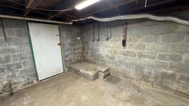 626 Route 82, Hopewell Junction, NY 12533