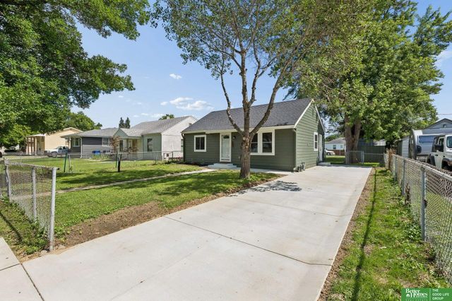 3227 6th Avenue, Council Bluffs, IA 51501