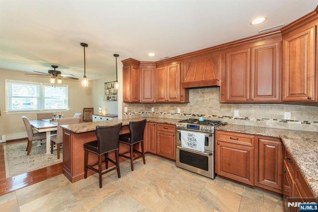 21 Carrol Street, Fairfield, NJ 07004