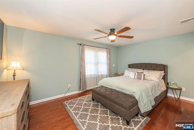 21 Carrol Street, Fairfield, NJ 07004