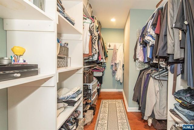 21 Carrol Street, Fairfield, NJ 07004