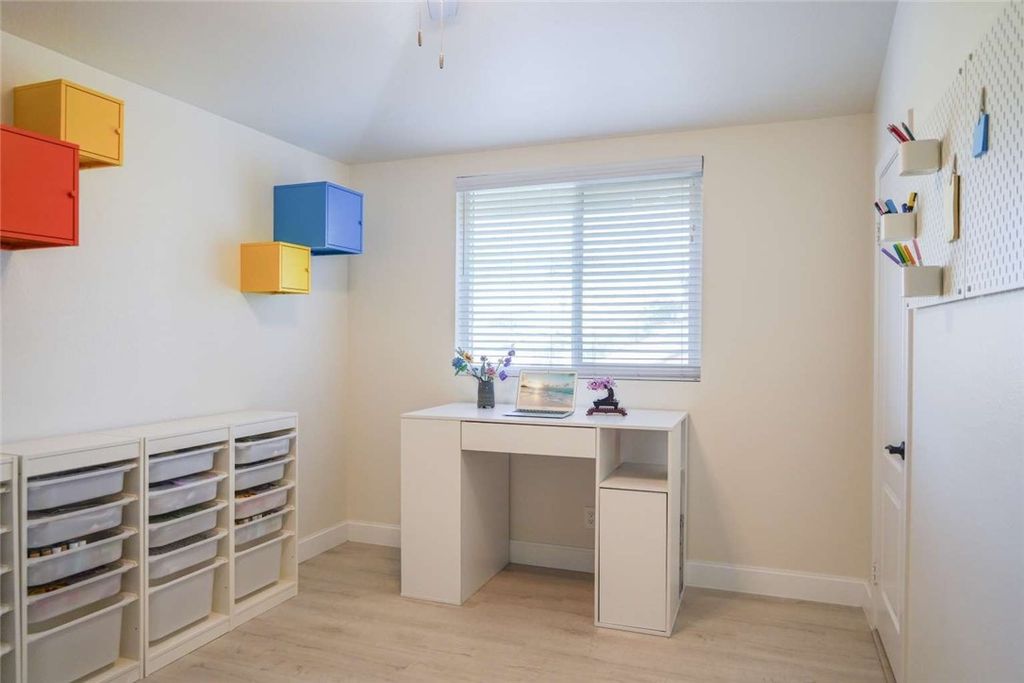 Image 23 of property listing at 601 Marazon Lane, Vista, CA 92081