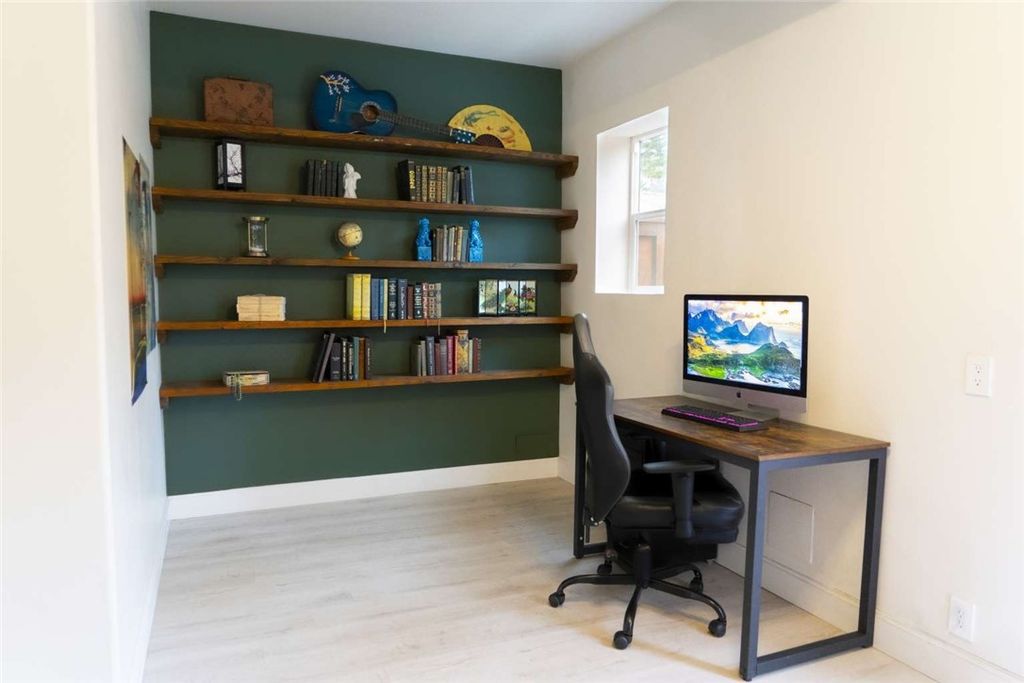 Image 30 of property listing at 601 Marazon Lane, Vista, CA 92081