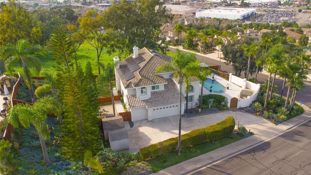 Image 41 of property listing at 601 Marazon Lane, Vista, CA 92081