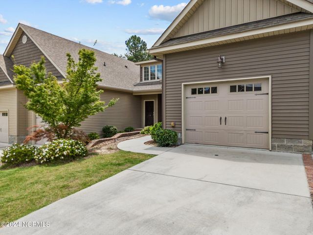 118 Cypress Circle, Southern Pines, NC 28387