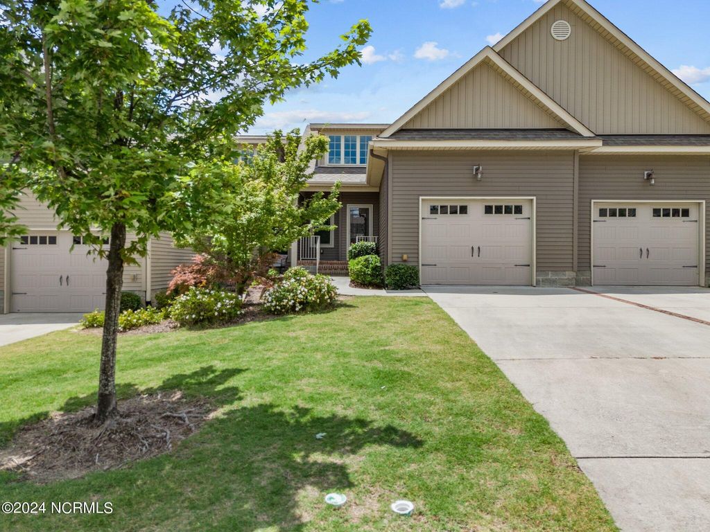 118 Cypress Circle, Southern Pines, NC 28387