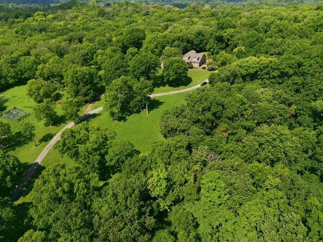 1747 Molly Hollow Rd, Nolensville, TN 37135