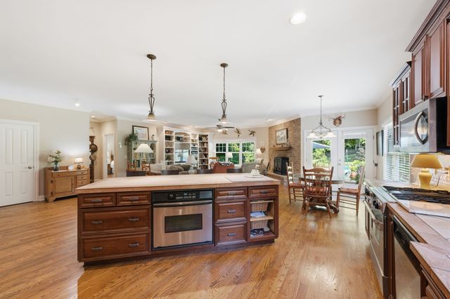 1747 Molly Hollow Rd, Nolensville, TN 37135