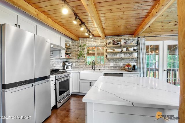 1950 N Byers Circle, Palmer, AK 99645