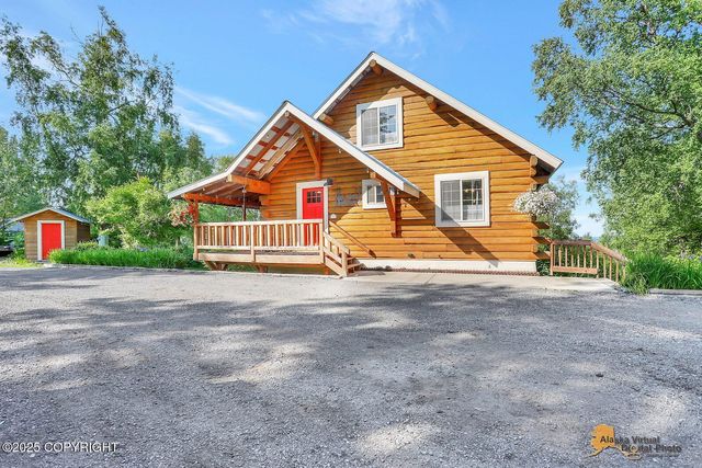 1950 N Byers Circle, Palmer, AK 99645