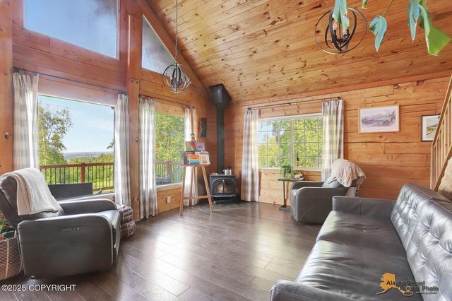 1950 N Byers Circle, Palmer, AK 99645