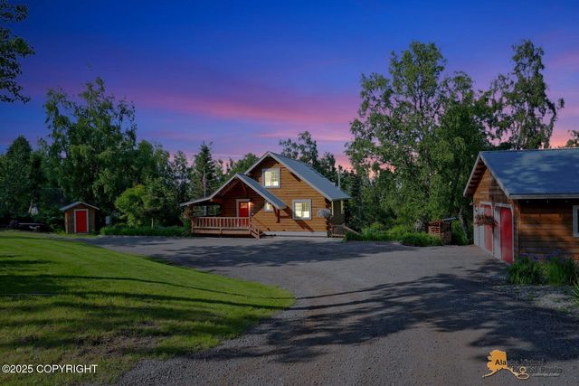 1950 N Byers Circle, Palmer, AK 99645