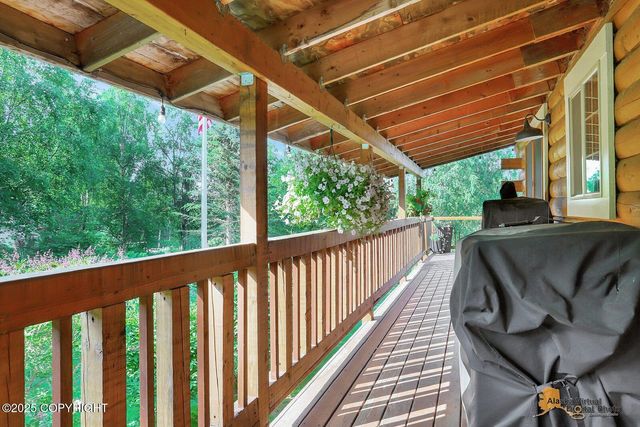 1950 N Byers Circle, Palmer, AK 99645