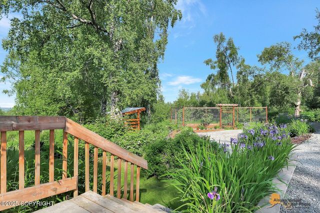 1950 N Byers Circle, Palmer, AK 99645