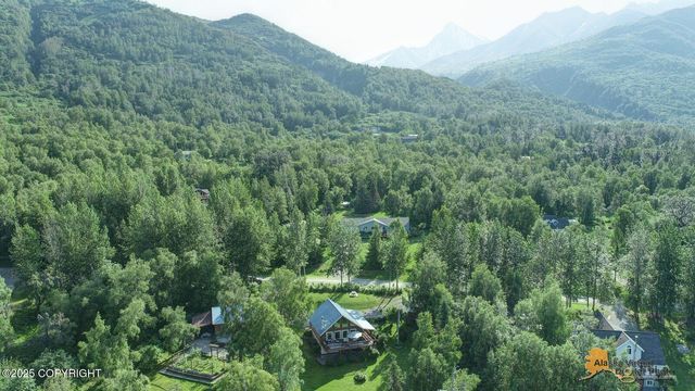 1950 N Byers Circle, Palmer, AK 99645