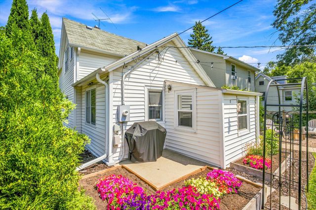 284 Winona Street E, Saint Paul, MN 55107