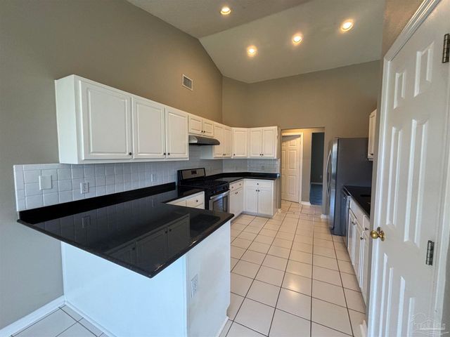 5199 Zachary Blvd, Pensacola, FL 32526