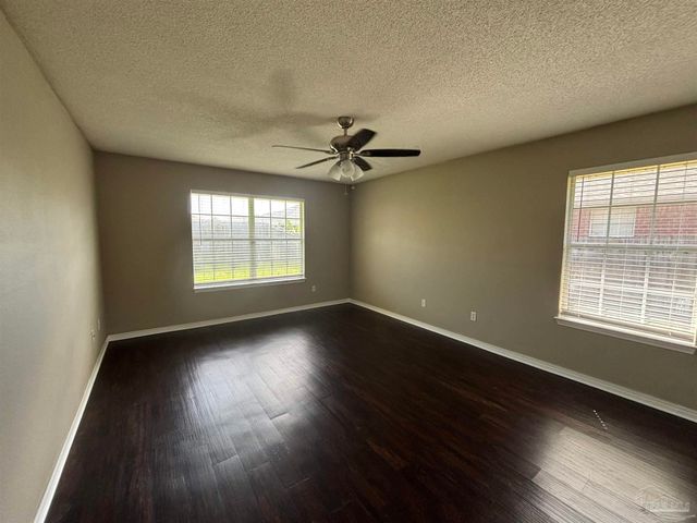 5199 Zachary Blvd, Pensacola, FL 32526