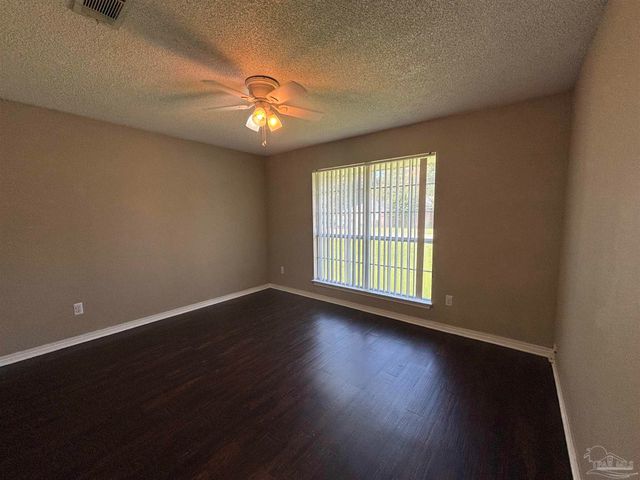 5199 Zachary Blvd, Pensacola, FL 32526