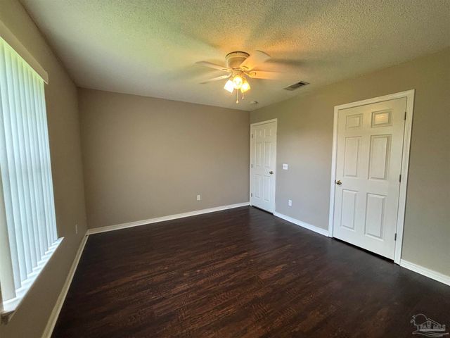 5199 Zachary Blvd, Pensacola, FL 32526