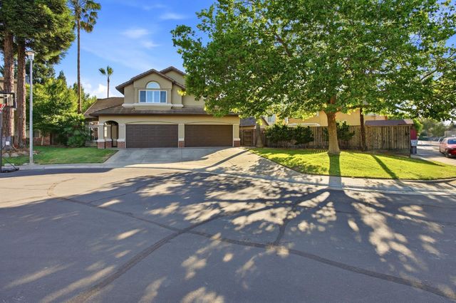 8950 Alps, Elk Grove, CA 95624