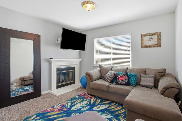 8950 Alps, Elk Grove, CA 95624