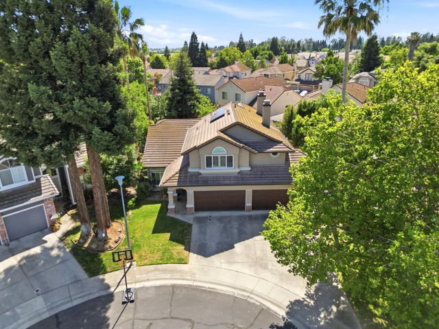 8950 Alps, Elk Grove, CA 95624