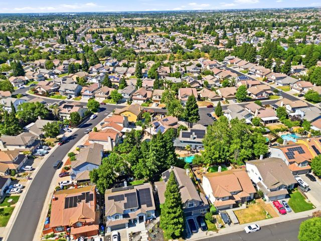 8950 Alps, Elk Grove, CA 95624