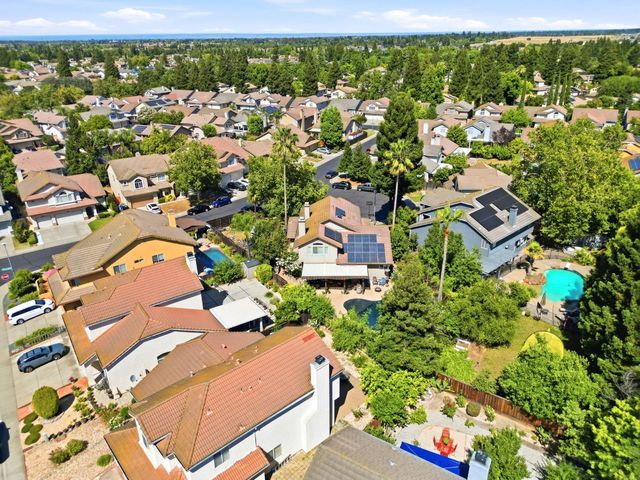 8950 Alps, Elk Grove, CA 95624