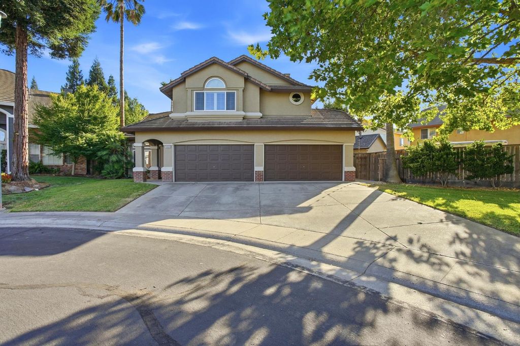 8950 Alps, Elk Grove, CA 95624