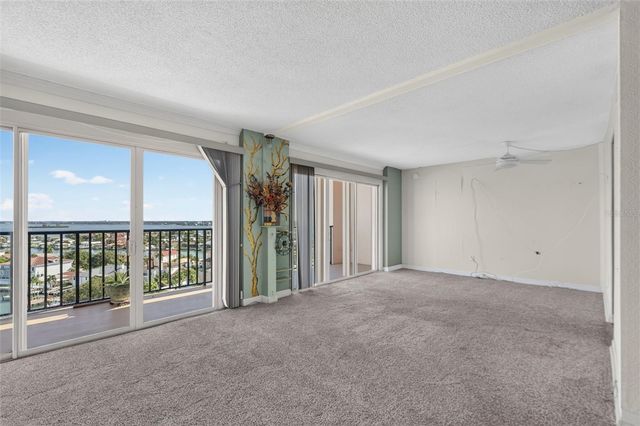 51 ISLAND WAY 1100, Clearwater, FL 33767