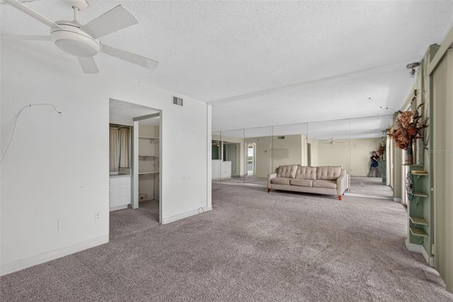 51 ISLAND WAY 1100, Clearwater, FL 33767