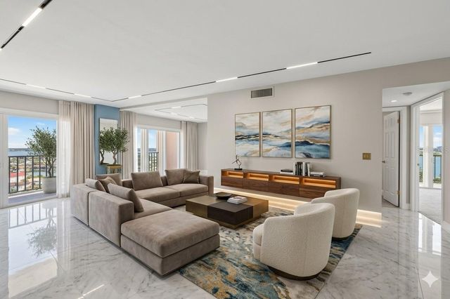 51 ISLAND WAY 1100, Clearwater, FL 33767