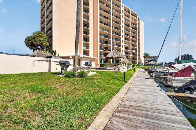 51 ISLAND WAY 1100, Clearwater, FL 33767