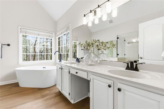 5827 Fairwood Walk, Acworth, GA 30101