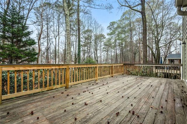 5827 Fairwood Walk, Acworth, GA 30101