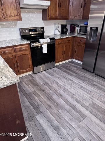 6A Winthrop Place, Whiting, NJ 08759