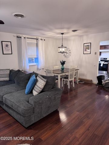 6A Winthrop Place, Whiting, NJ 08759