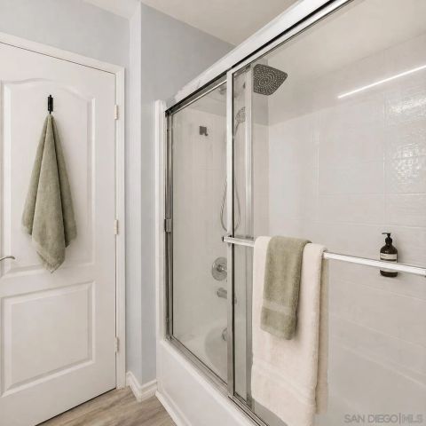 17 Via Montisi, Santee, CA 92071