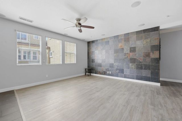 17 Via Montisi, Santee, CA 92071