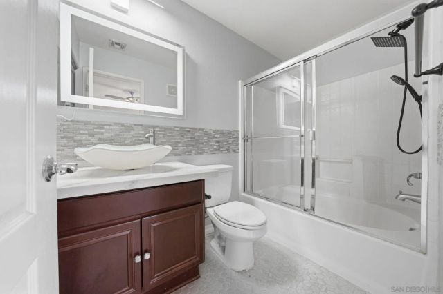 17 Via Montisi, Santee, CA 92071