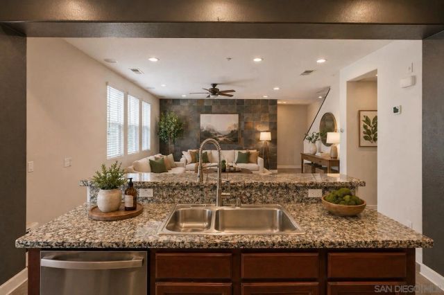 17 Via Montisi, Santee, CA 92071