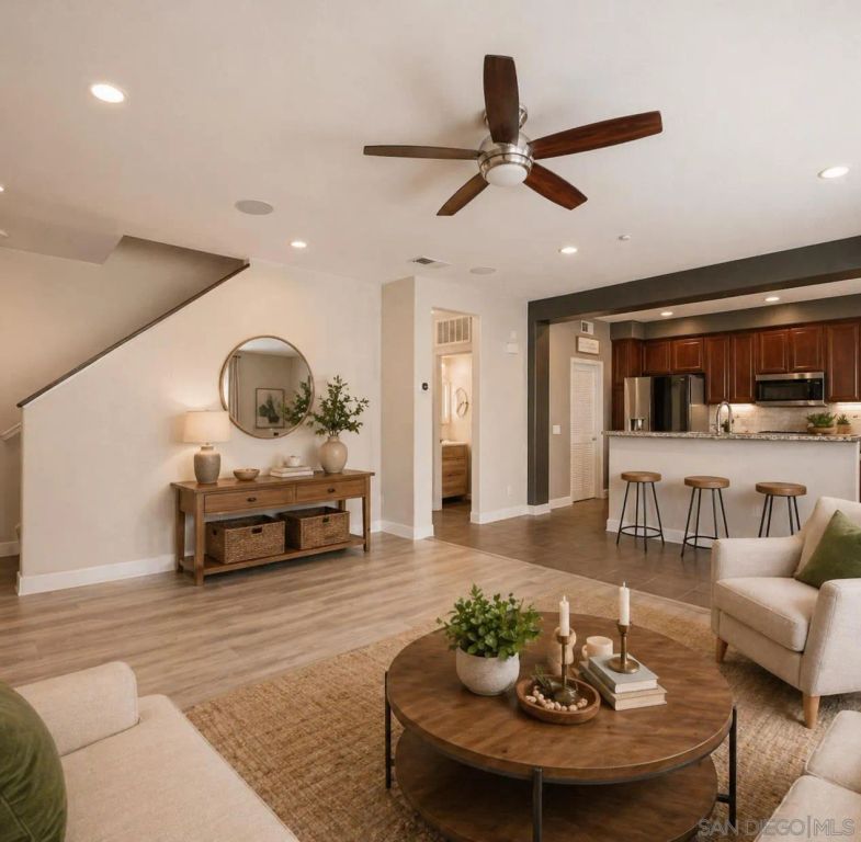 17 Via Montisi, Santee, CA 92071