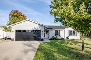 284 Crestview LANE, Lake Mills, WI 53551