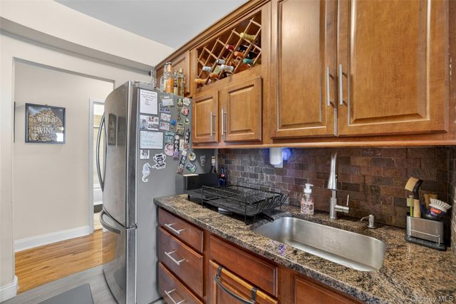 333 Bronx River Road 624, Yonkers, NY 10704
