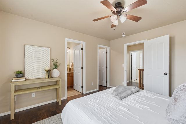 17509 E Nora Ln, Greenacres, WA 99016