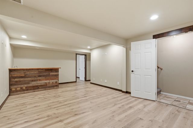 17509 E Nora Ln, Greenacres, WA 99016