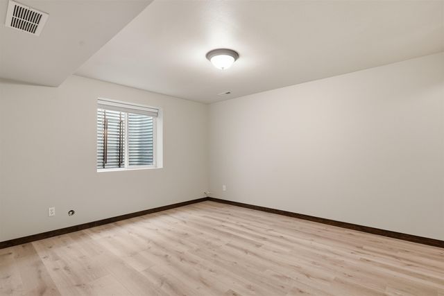 17509 E Nora Ln, Greenacres, WA 99016