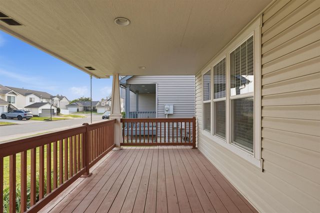 17509 E Nora Ln, Greenacres, WA 99016